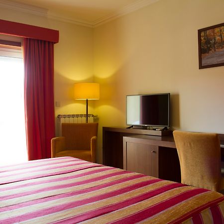 Hotel Aguiar Da Pena วิลา โปวคา เด อาเกีย ภายนอก รูปภาพ
