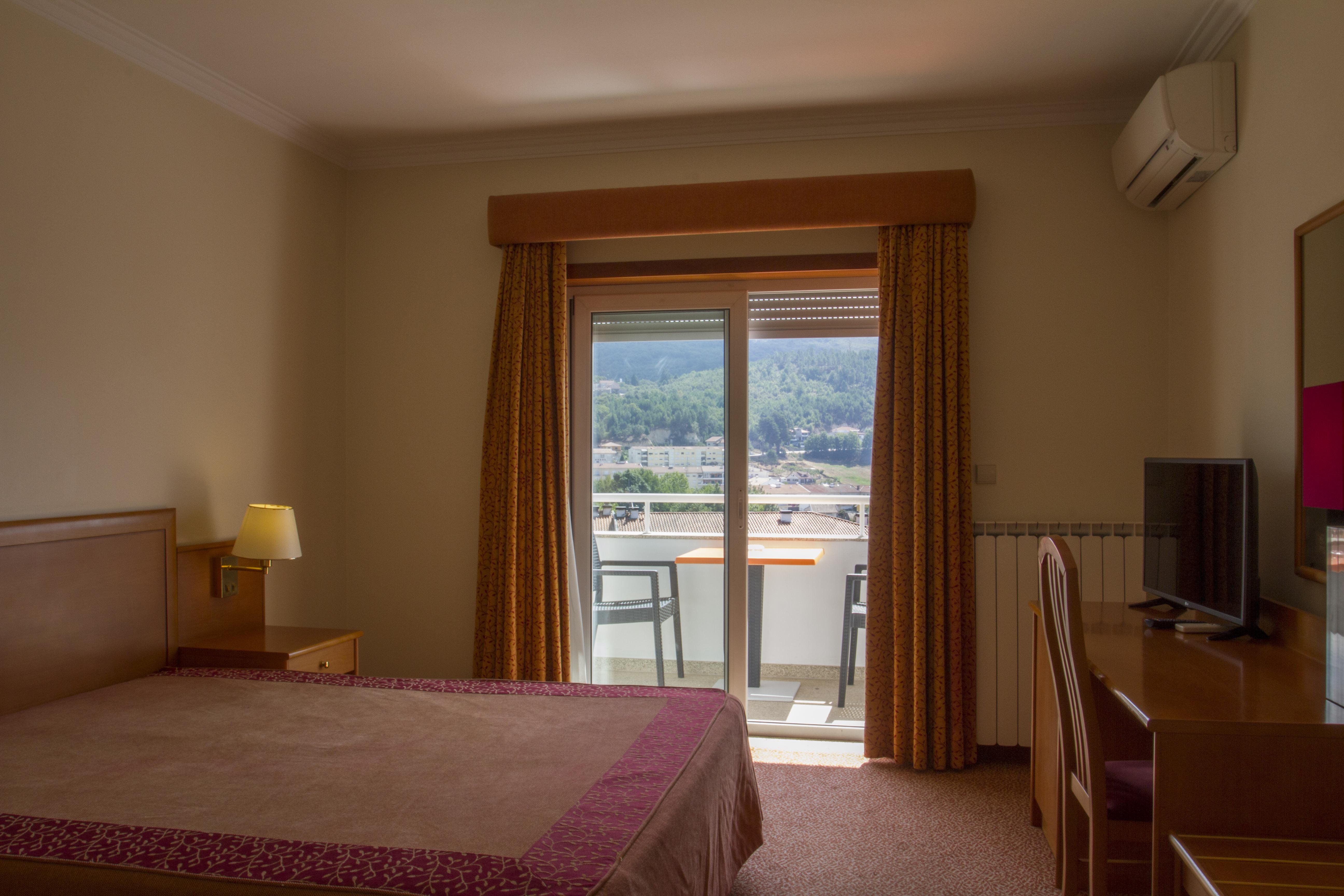 Hotel Aguiar Da Pena วิลา โปวคา เด อาเกีย ภายนอก รูปภาพ