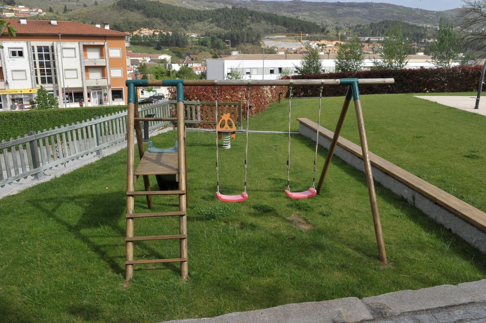 Hotel Aguiar Da Pena วิลา โปวคา เด อาเกีย ภายนอก รูปภาพ